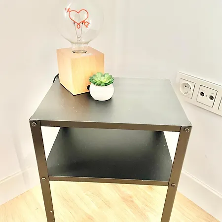 Dario De Regoyos Apartman *