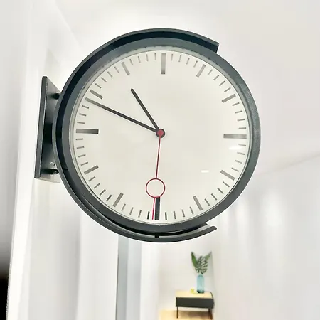 Dario De Regoyos Apartman *